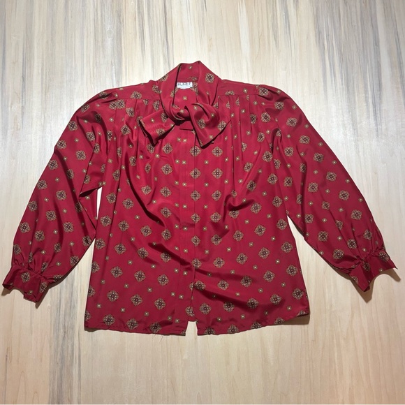 Vintage 80’s Koret Red Patterened Blouse with Bow-Tie Neckline - Picture 3 of 9